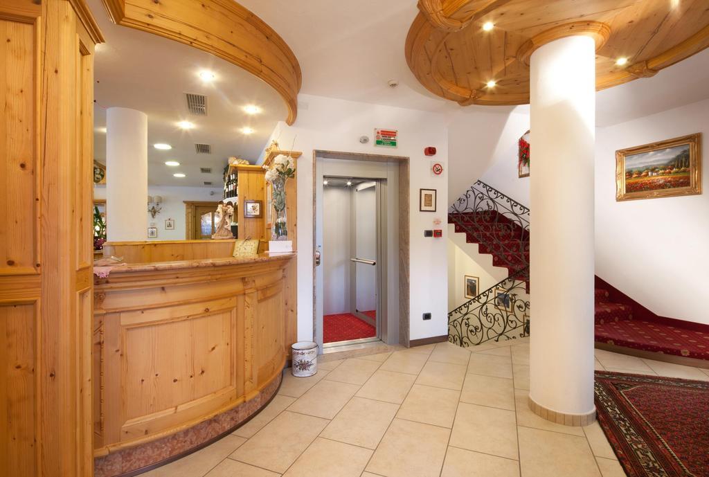 Hotel Garni Laura Arabba Kültér fotó